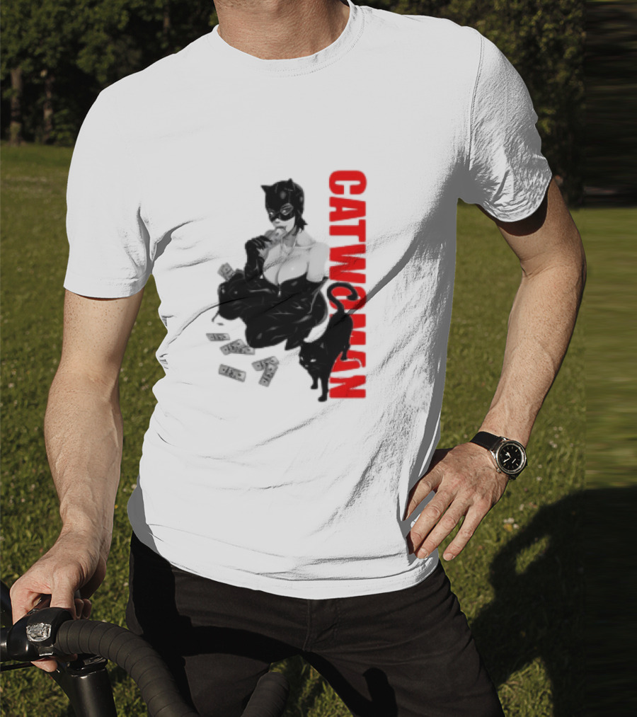 Catwoman Cartoon Noir With Money And Black Cat T-Shirt
