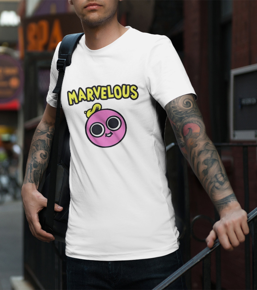 MARVELOUS Cute Pink Smiley Face With Large Eyes And Yellow Hair T-Shirt