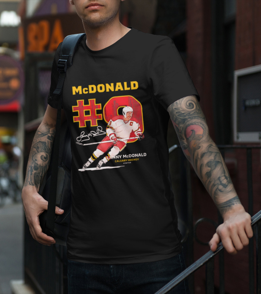 Lanny McDonald #9 Calgary Flames NHL Hockey Throwback Vintage Signature T-Shirt