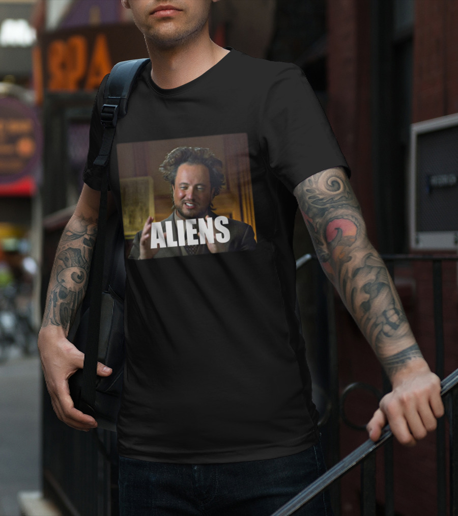 Ancient Aliens Meme Aliens T-Shirt