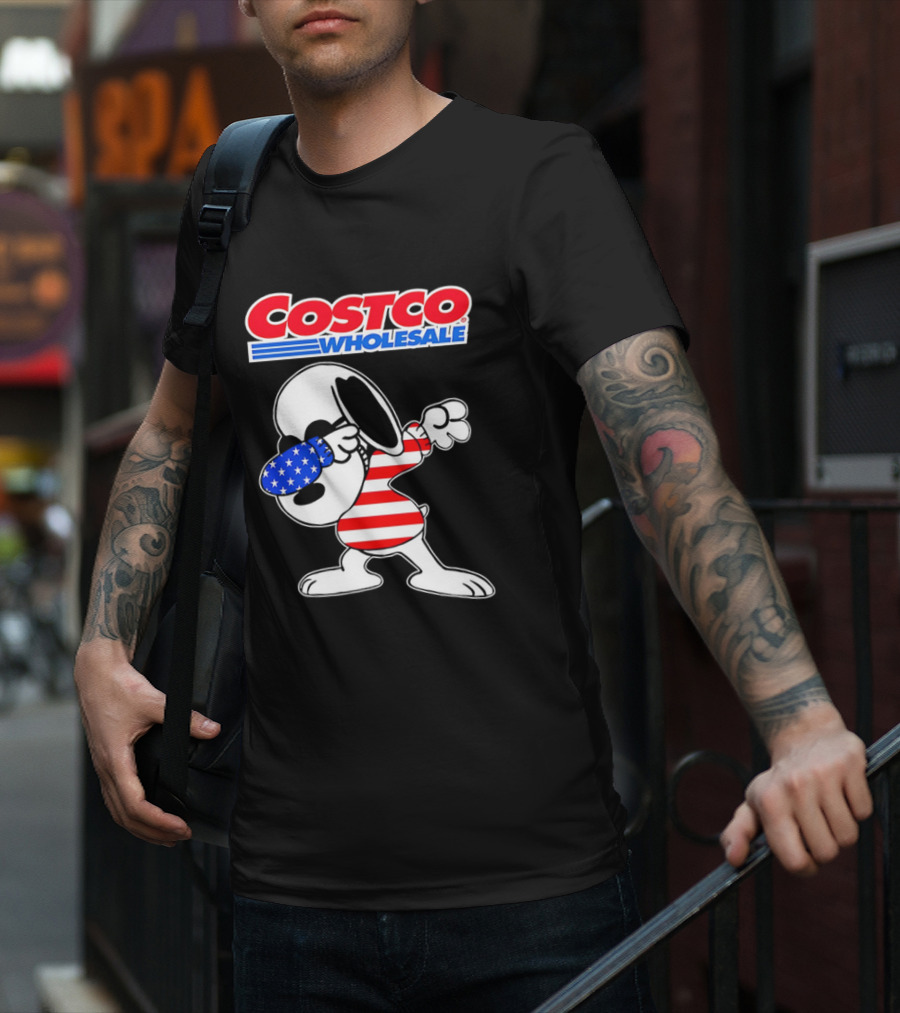 Costco Wholesale Snoopy Dabbing American Flag Stripes And Stars T-Shirt