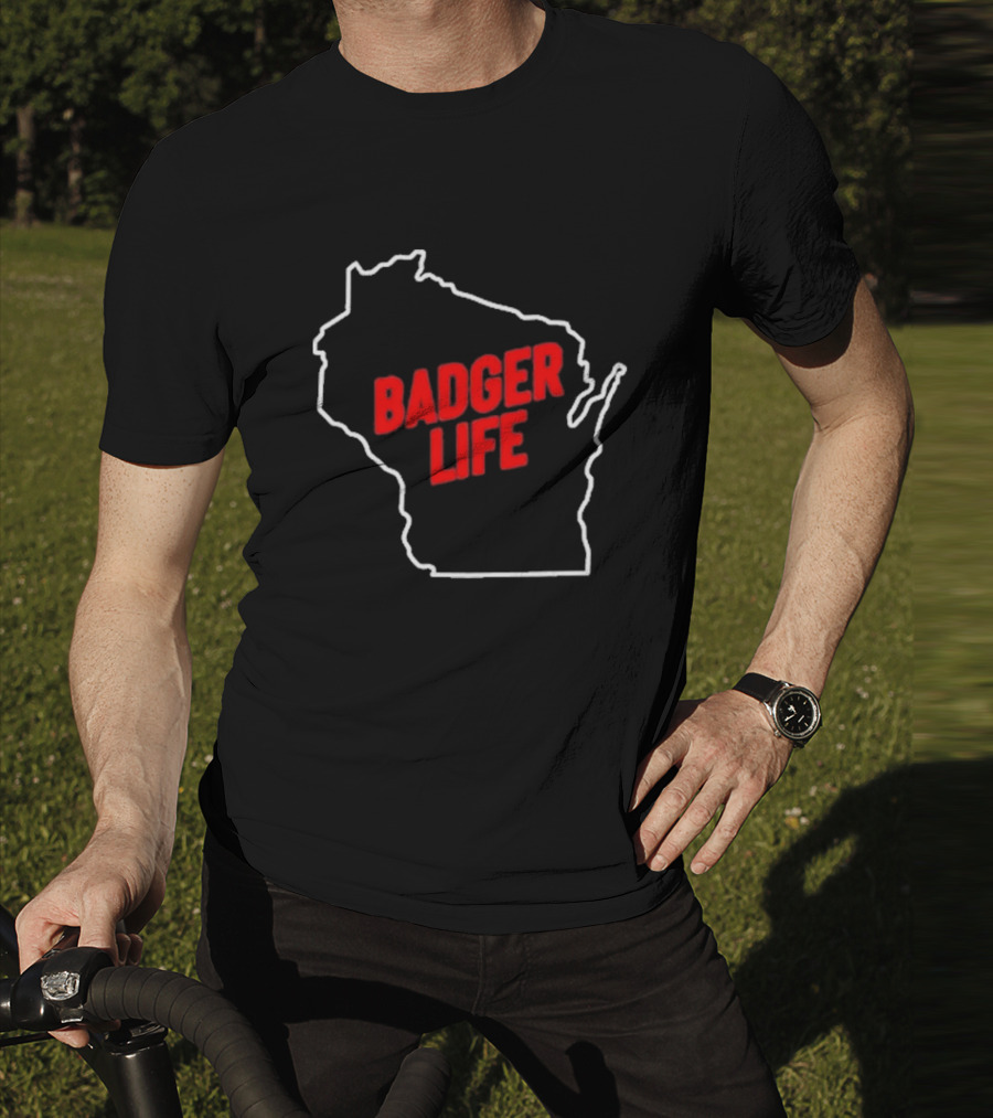 America's Dairyland Wisconsin Badger Life Map Design T-Shirt