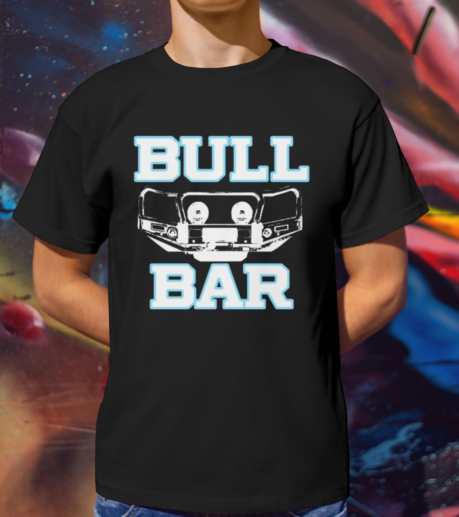 BULL BAR Car Protection Accessory Bold Vintage Style T-Shirt