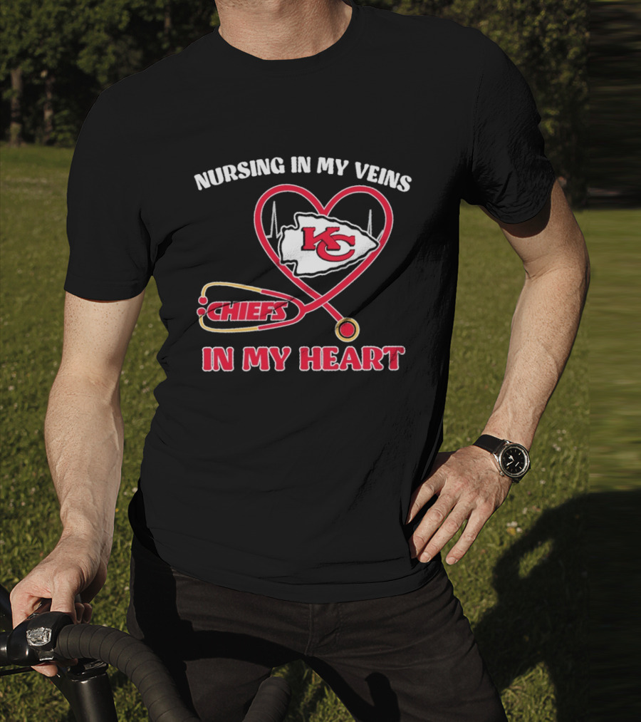 Nursing In My Veins Chiefs In My Heart KC Logo Heartbeat Stethoscope T-Shirt