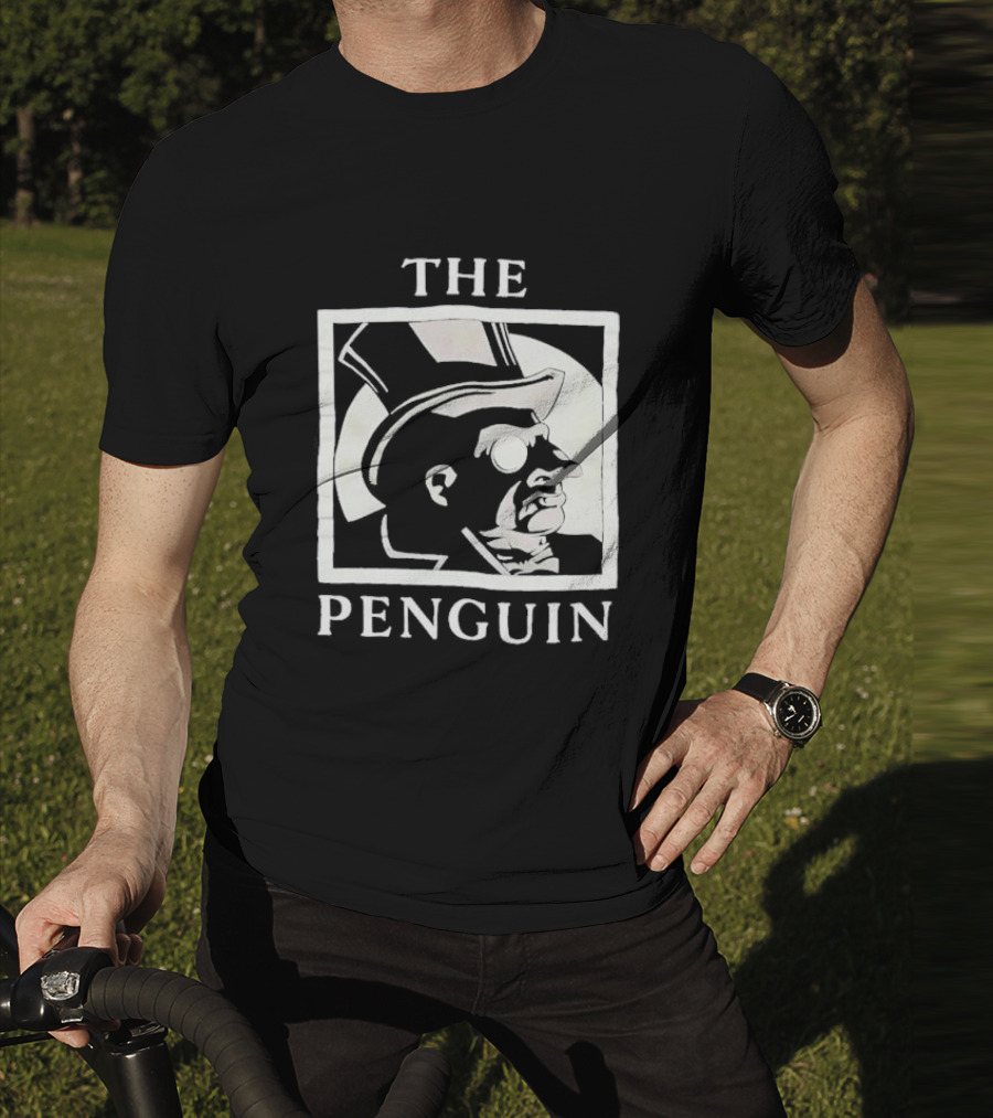 Batman Returns The Penguin Villain Silhouette Art T-Shirt