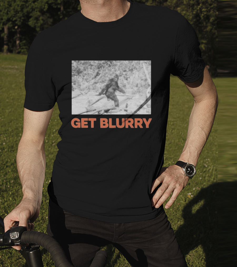 Blurry Creatures Get Blurry Bigfoot Image Classic Style T-Shirt