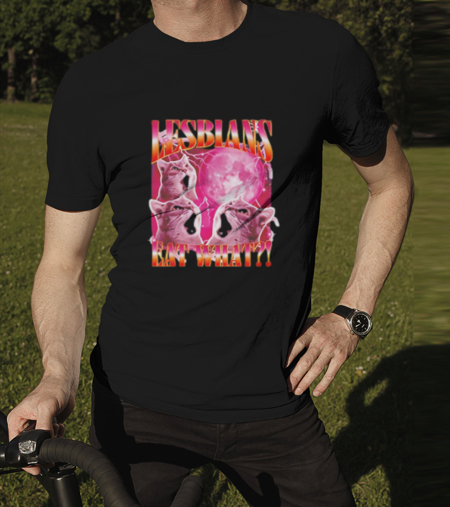 Cat Lesbians Eat What Graphic T-Shirt