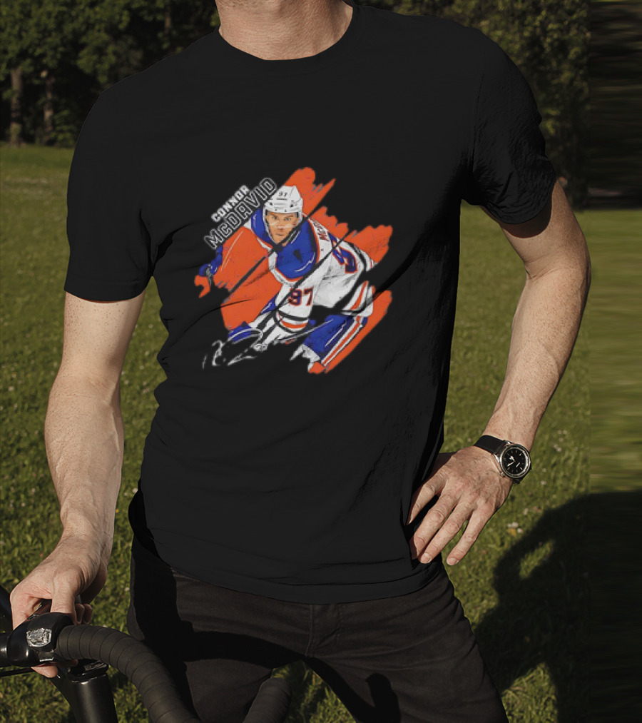 Connor McDavid Edmonton Oilers NHL Hockey Stripes Signature Vintage T-Shirt