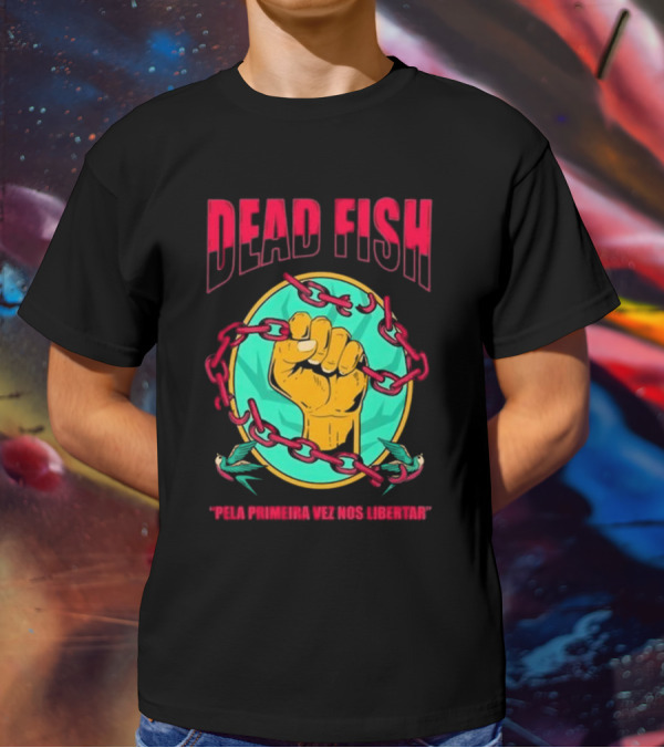 Dead Fish Pela Primeira Vez Nos Libartar T-Shirt