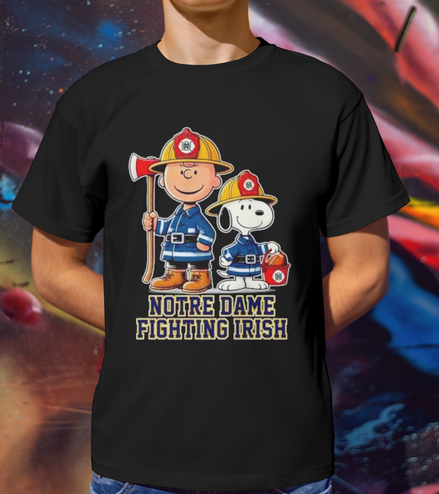 Firefighter Charlie Brown And Snoopy Notre Dame Fighting Irish T-Shirt