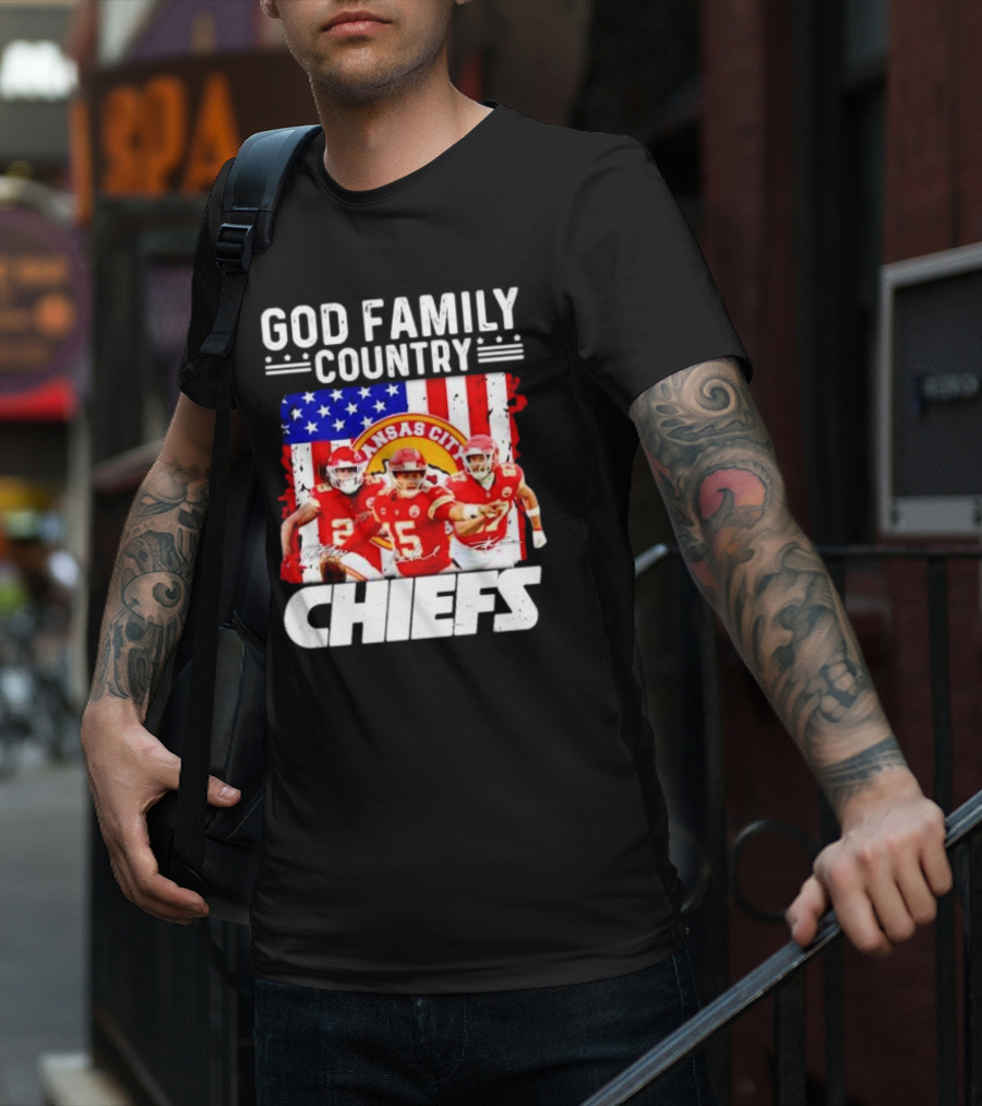 God Family Country Kansas City Chiefs Signatures T-Shirt