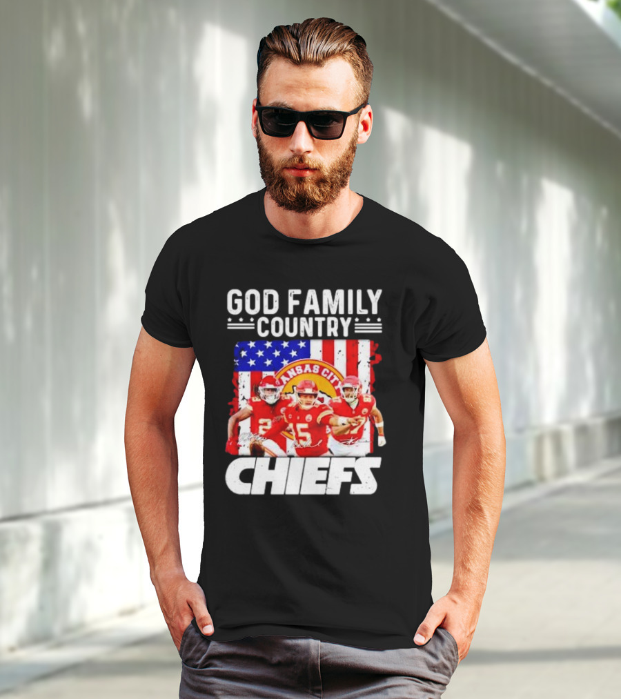 God Family Country Kansas City Chiefs Signatures T-Shirt