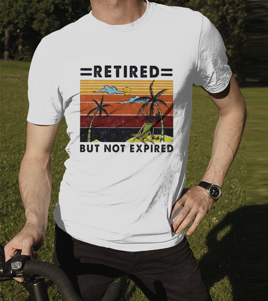 Retired But Not Expired Beach Vintage Sunset Palm Trees Chair Retro T-Shirt