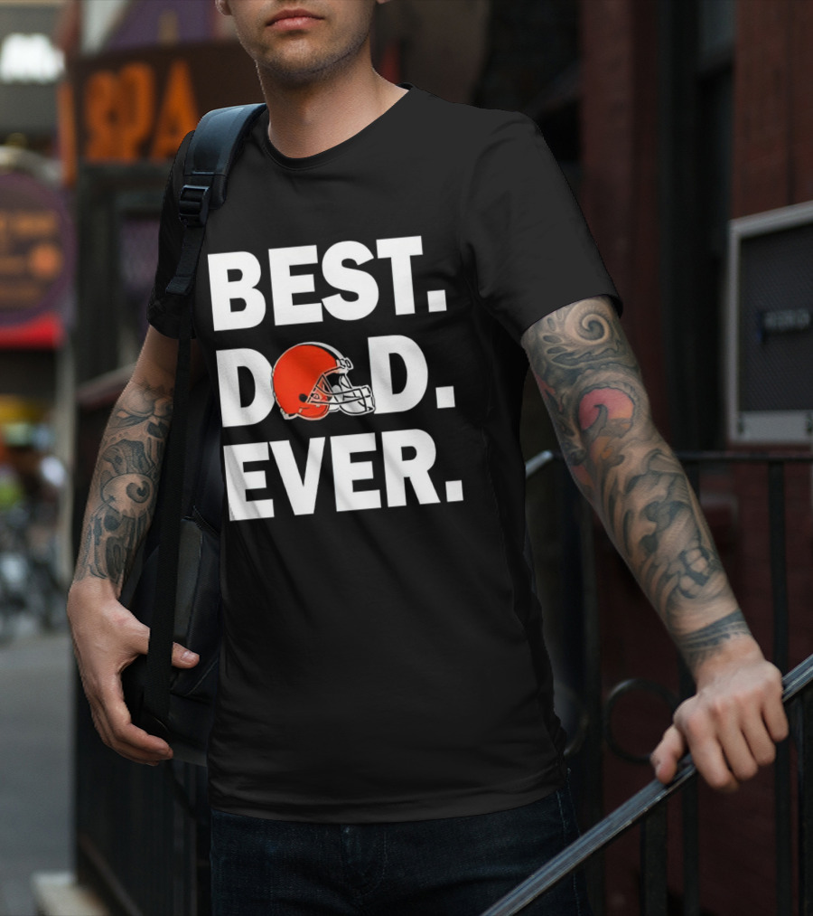 Cleveland Browns Best Dad Ever Football Helmet T-Shirt
