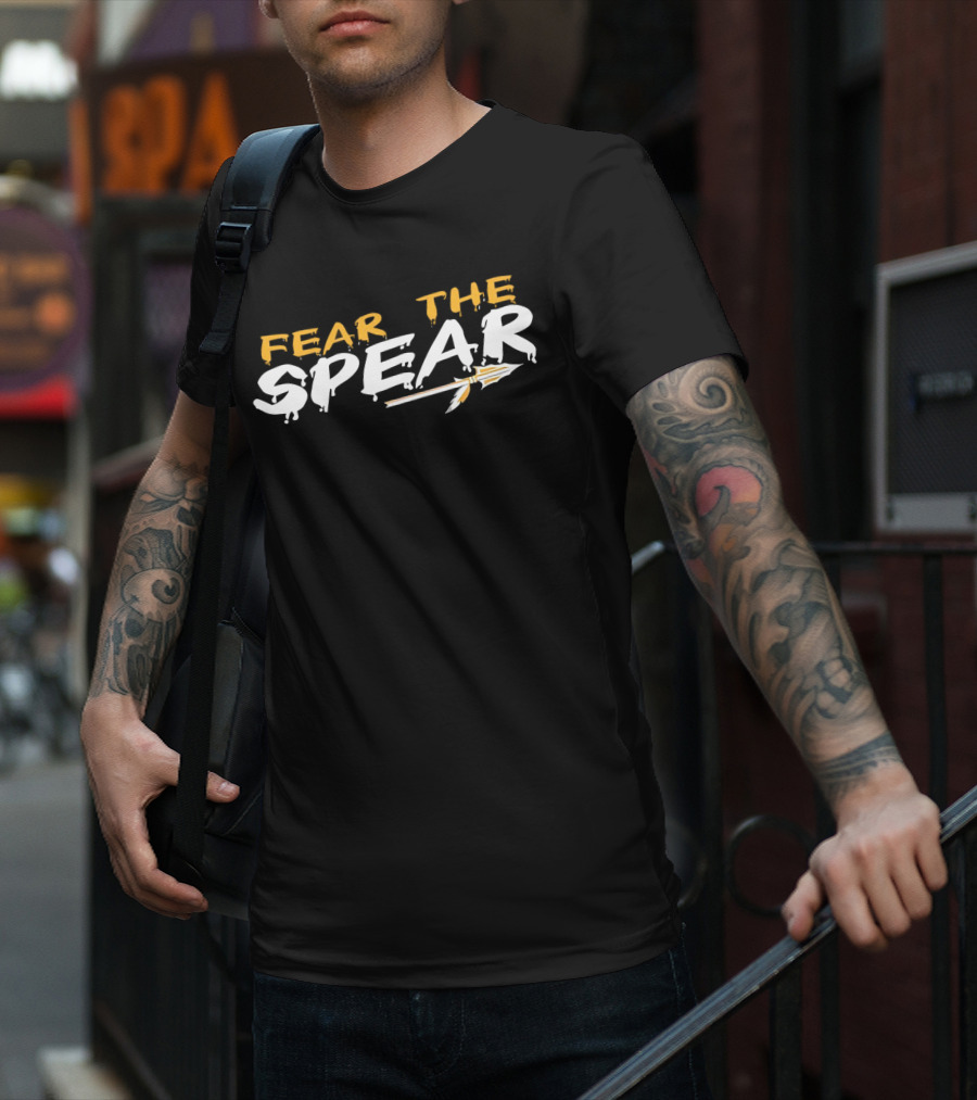 Fear The Spear Dripping Text Spearhead Arrow T-Shirt