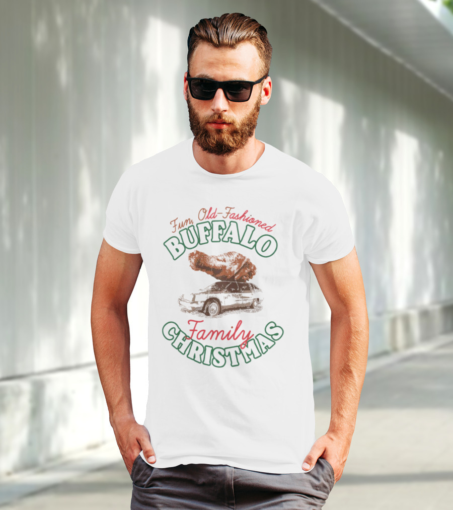 Buffalo Family Christmas Fun Old-Fashioned Car With Tree T-Shirt