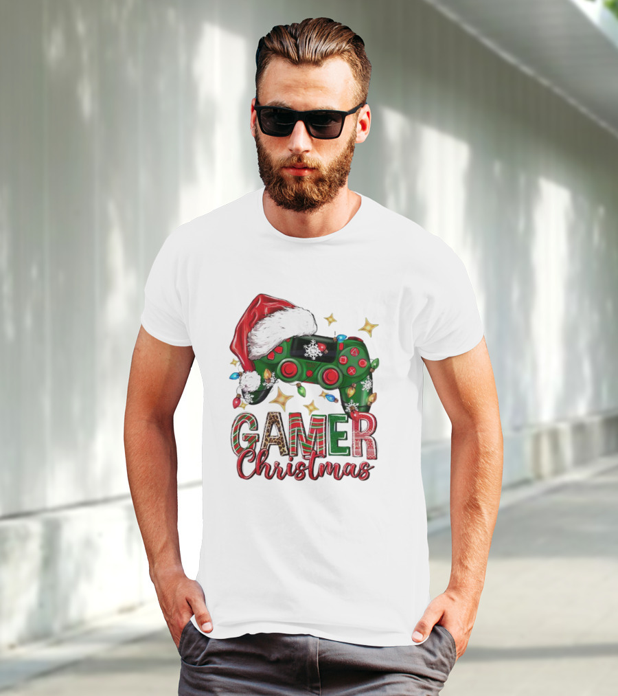 Gamer Christmas Santa Hat Game Controller Holiday Lights T-Shirt