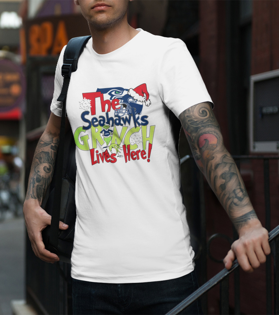 The Seattle Seahawks Grinch Lives Here Christmas T-Shirt