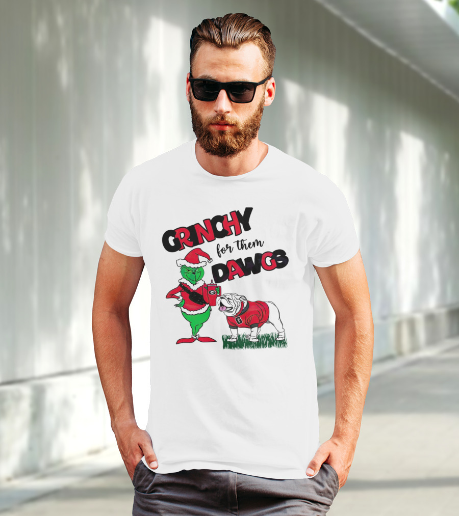 Grinchy For Them Dawgs Georgia Bulldogs Football Christmas Grinch Holding Drink And Bulldog Wearing Red T-Shirt