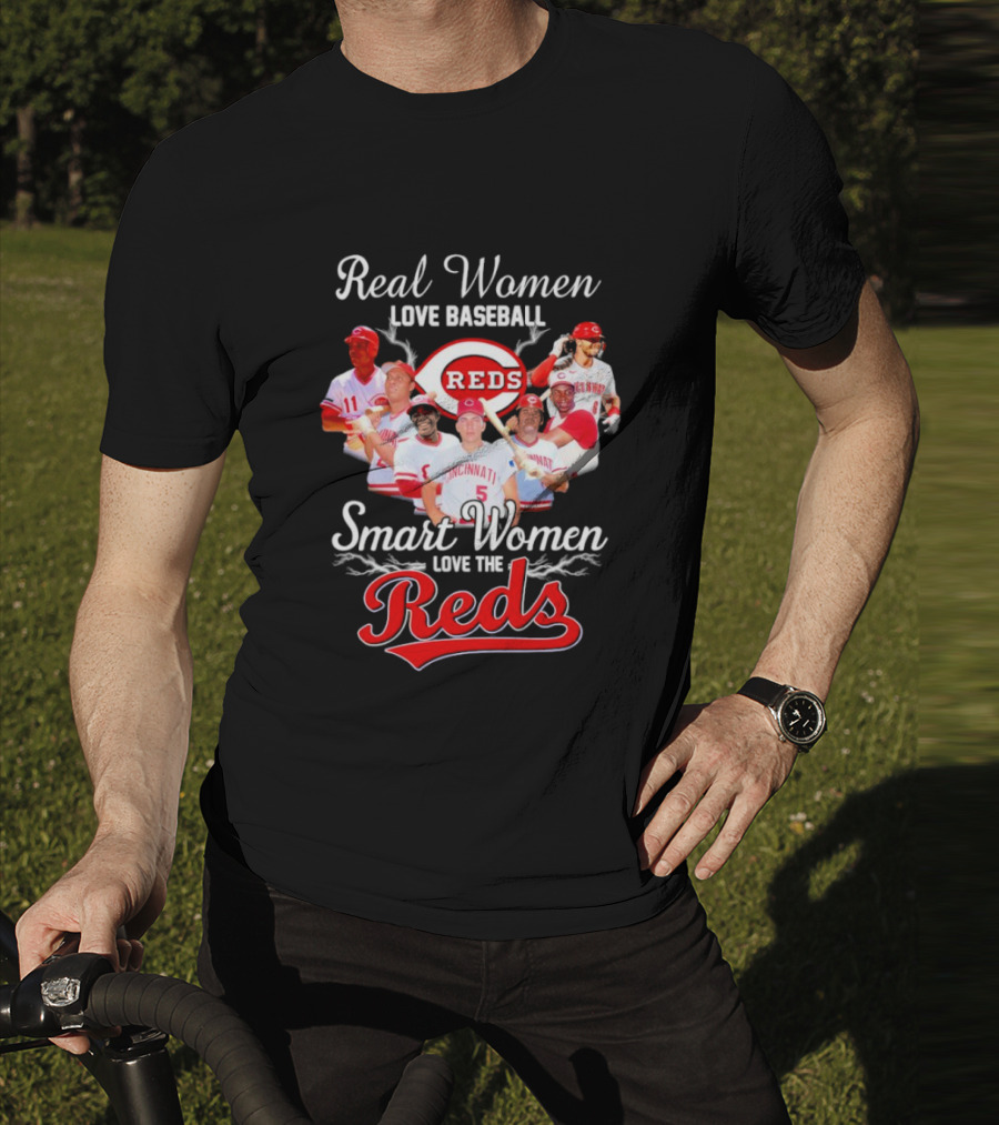 Real Women Love Baseball Cincinnati Reds Smart Women Love The Reds T-Shirt