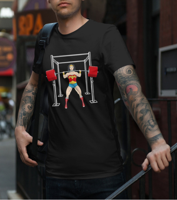 Wonder Woman Lifting Weights Gym Workout T-Shirt