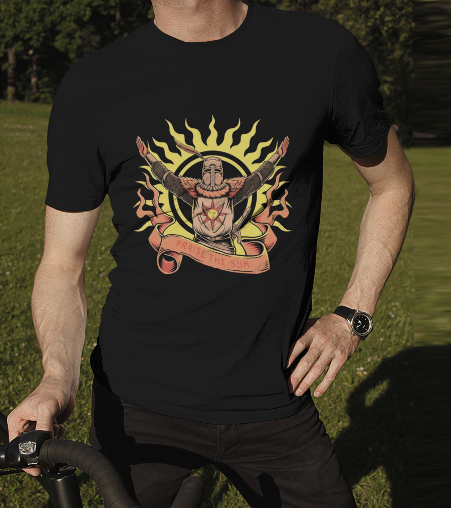 Solaire Praise The Sun Dark Souls Iconic Sunburst Knight Banner T-Shirt