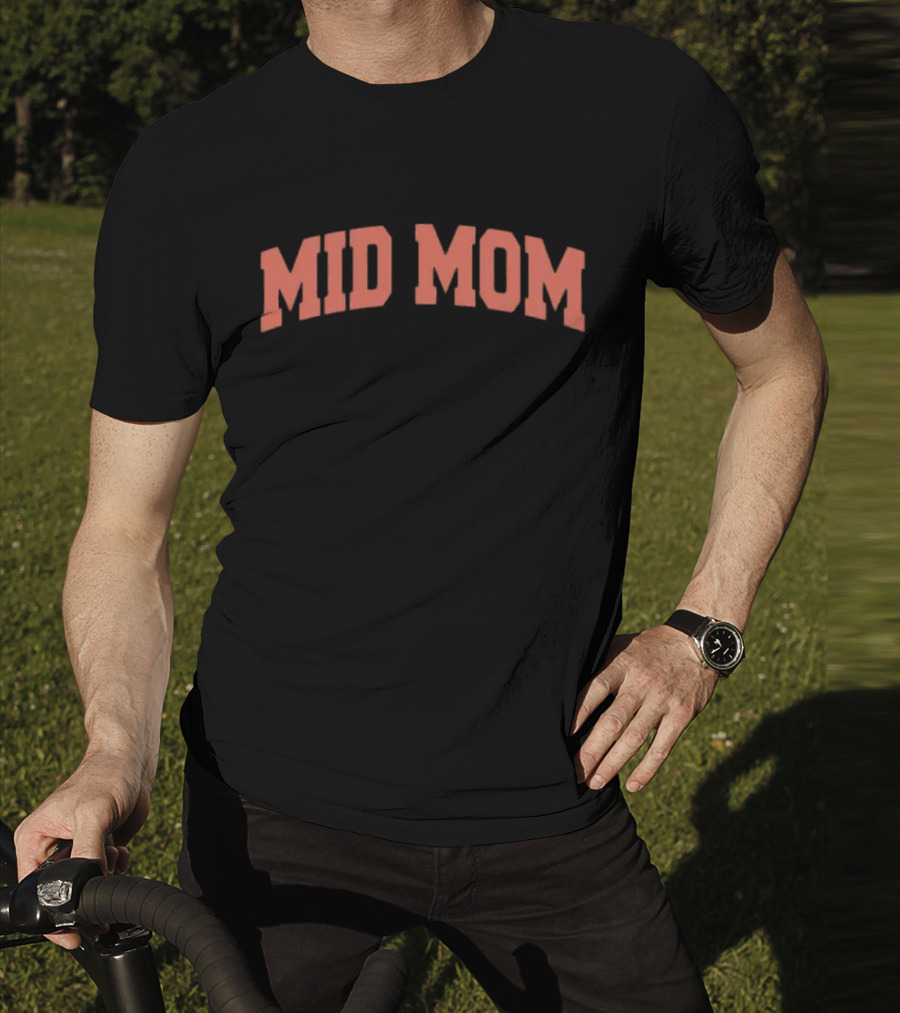 MID MOM Vintage Sports Typography T-Shirt