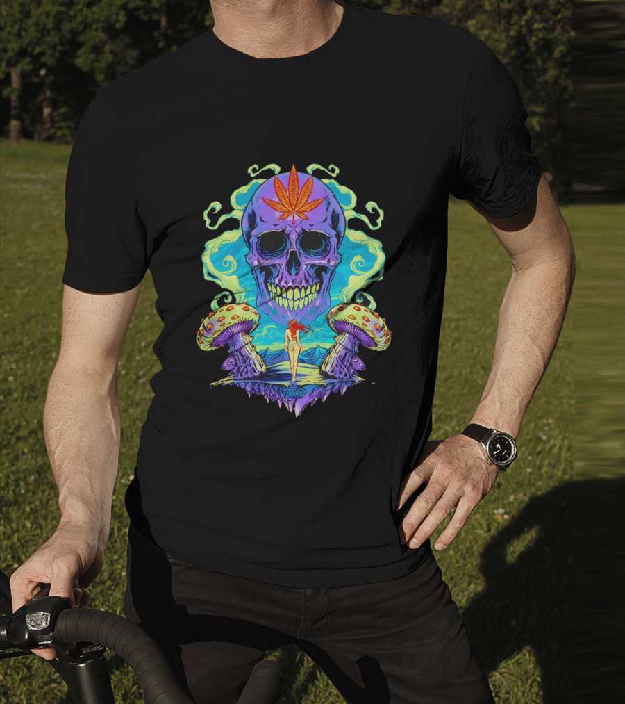 Skull Ethereal Euphoria Psychedelic Mushroom Fantasy T-Shirt