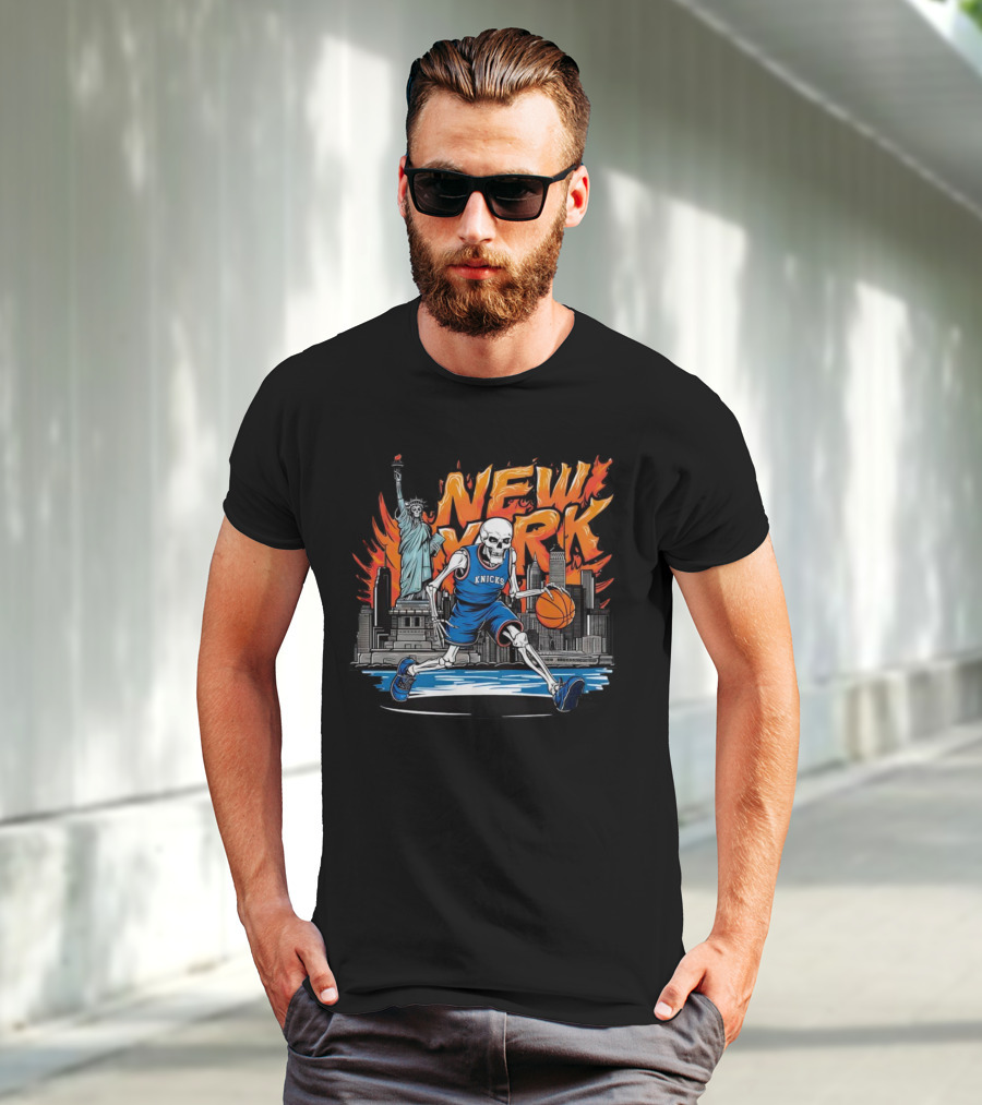 New York Knicks Skeleton Statue Basketball T-Shirt