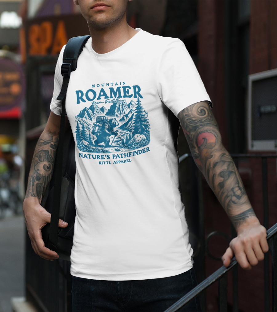 MOUNTAIN ROAMER BEAR TRAILBLAZER NATURE'S PATHFINDER KITTl T-Shirt