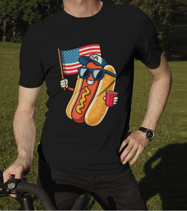 Fourth Of July USA Hotdog With American Flag And Sunglasses T-Shirt