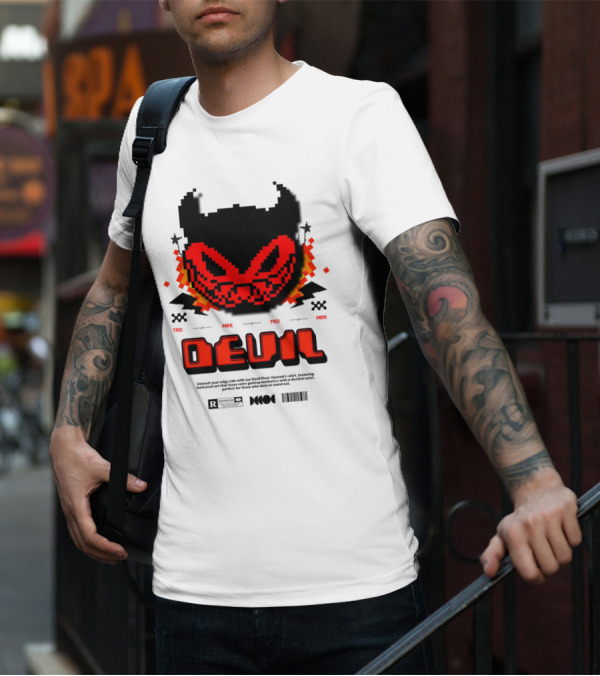 DEVIL PIXELS TRD MRK RETRO PIXEL ART FACE T-Shirt