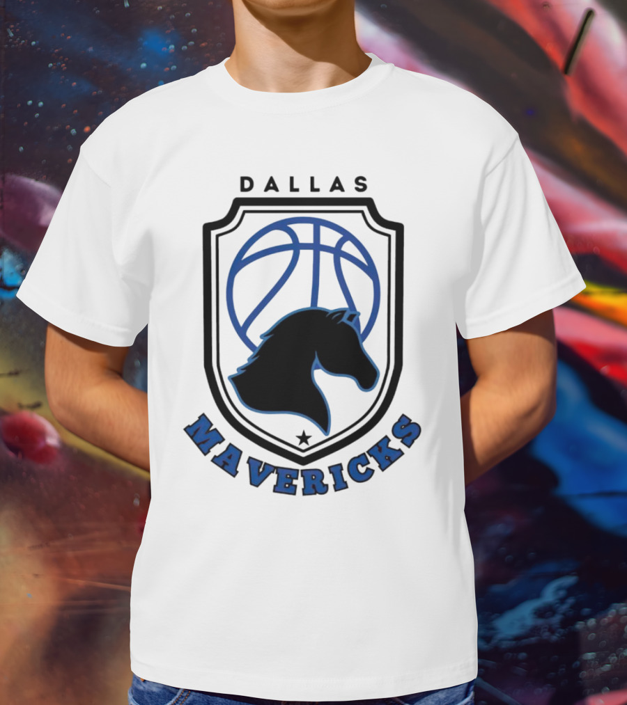 Dallas Mavericks Vintage NBA Basketball Logo Horse Emblem T-Shirt