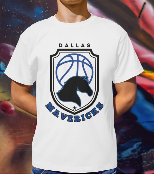 Dallas Mavericks Vintage NBA Basketball Logo Horse Emblem T-Shirt