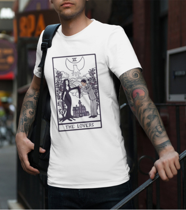 Vampire Lovers VI Tarot Card Gothic Castle And Bat T-Shirt