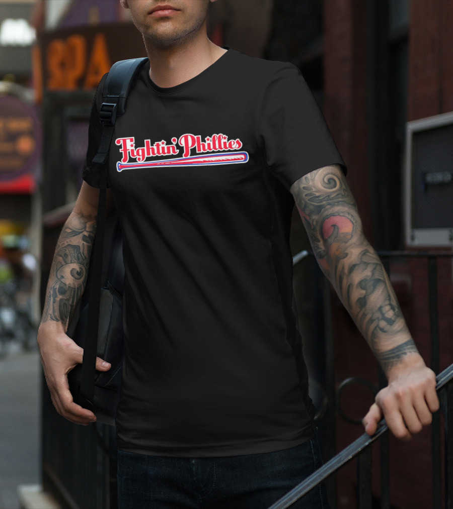 Fightin Phillies Baseball Bat Red Blue Stars T-Shirt