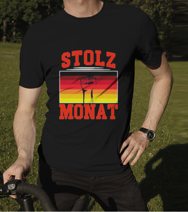 Stolz Monat Fist With German Flag Colors T-Shirt