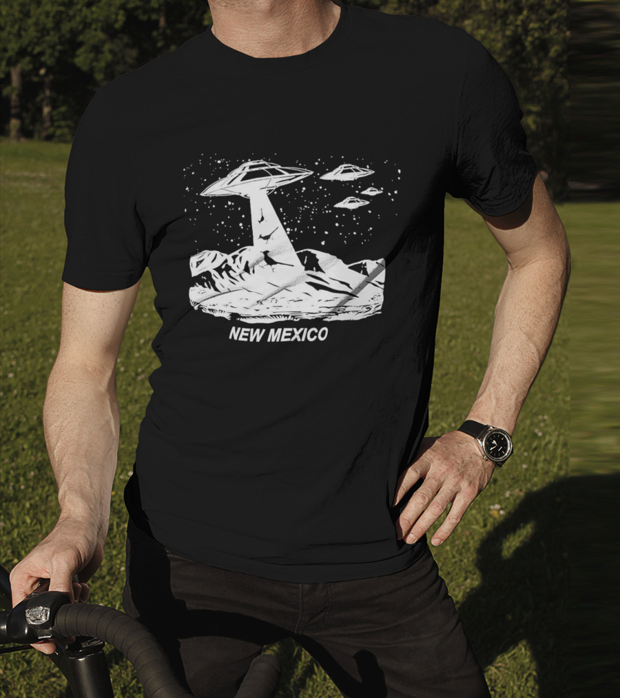New Mexico UFOs And Aliens In Starry Sky Scene T-Shirt