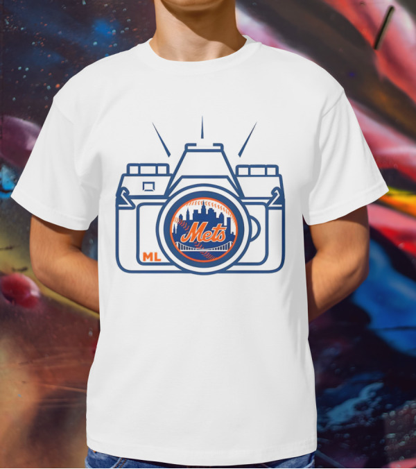 New York Mets Francisco Alvarez Marc Levine Camera T-Shirt