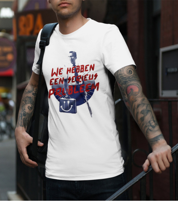 We Hebben Een Serieus Probleem Smiley Bag Man In Shadow T-Shirt