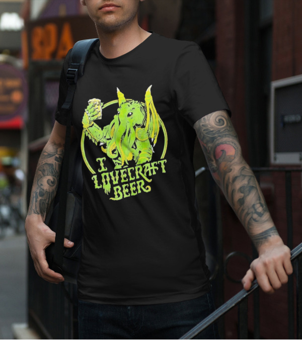 Cthulhu I Love Craft Beer Green Creature Holding Mug T-Shirt