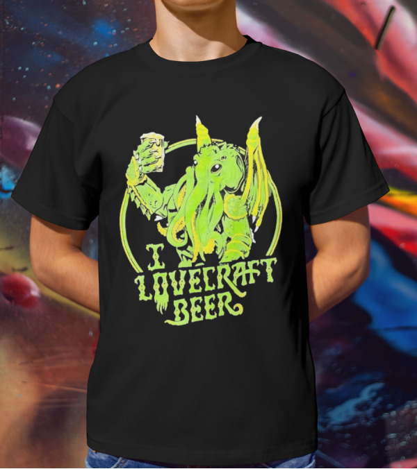 Cthulhu I Love Craft Beer Green Creature Holding Mug T-Shirt