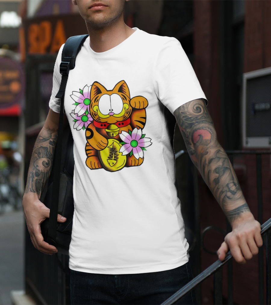 Garfield Maneki Neko With Fish Coin And Flowers T-Shirt