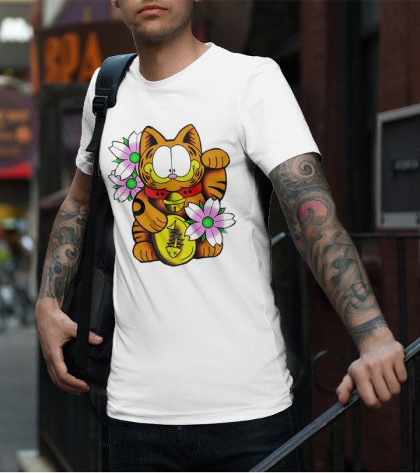Garfield Maneki Neko With Fish Coin And Flowers T-Shirt