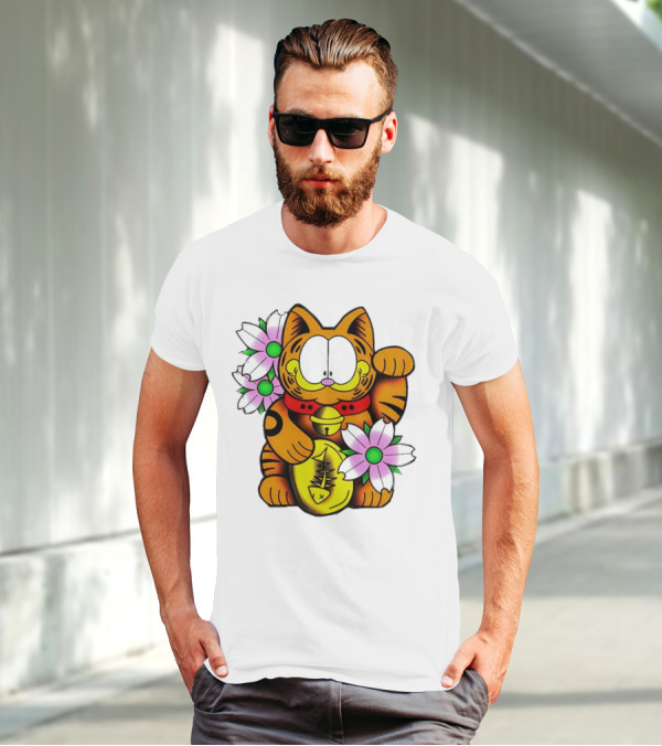 Garfield Maneki Neko With Fish Coin And Flowers T-Shirt