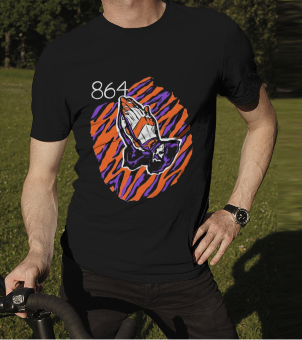 864 Clemson Tigers Praying Hands Football T-Shirt