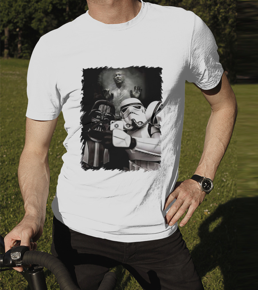 Star Wars Darth Vader And Stormtrooper Taking Selfie With Han Solo Frozen In Carbonite T-Shirt