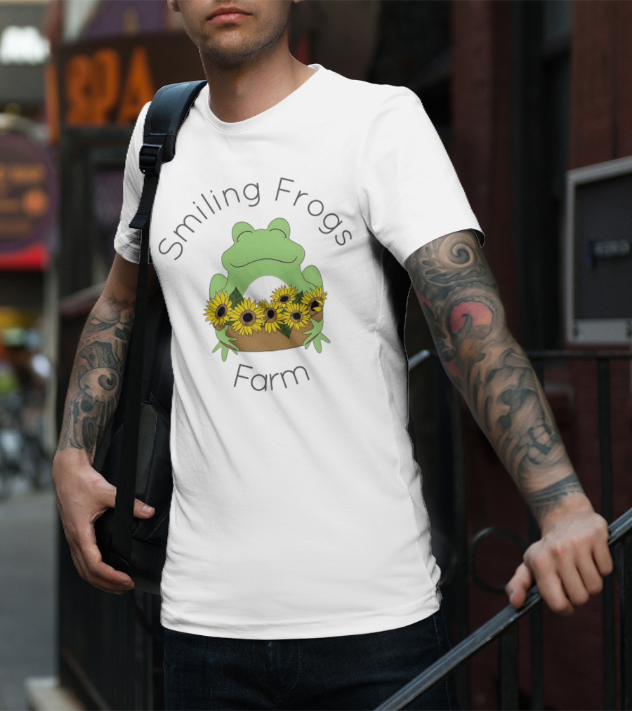 Smiling Frogs Farm Sunflowers Frogs T-Shirt