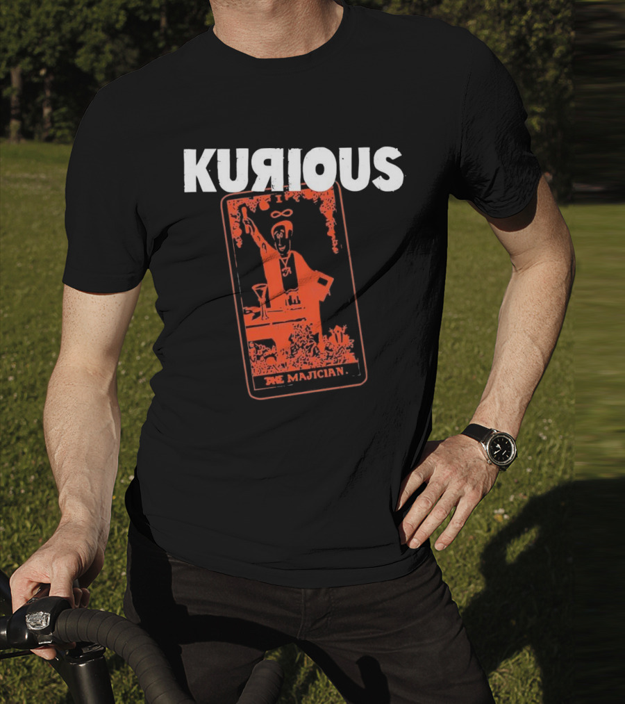 Kurious Gasdrawls The Majician Tarot Card T-Shirt