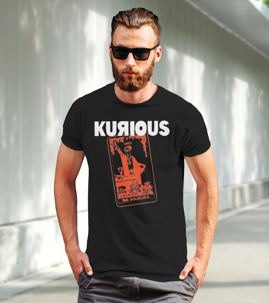 Kurious Gasdrawls The Majician Tarot Card T-Shirt